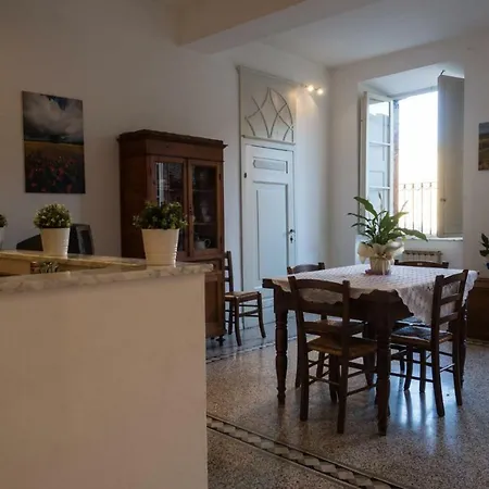 Residenza D'epoca  Il Campo By Francigenaapartments Appartamento